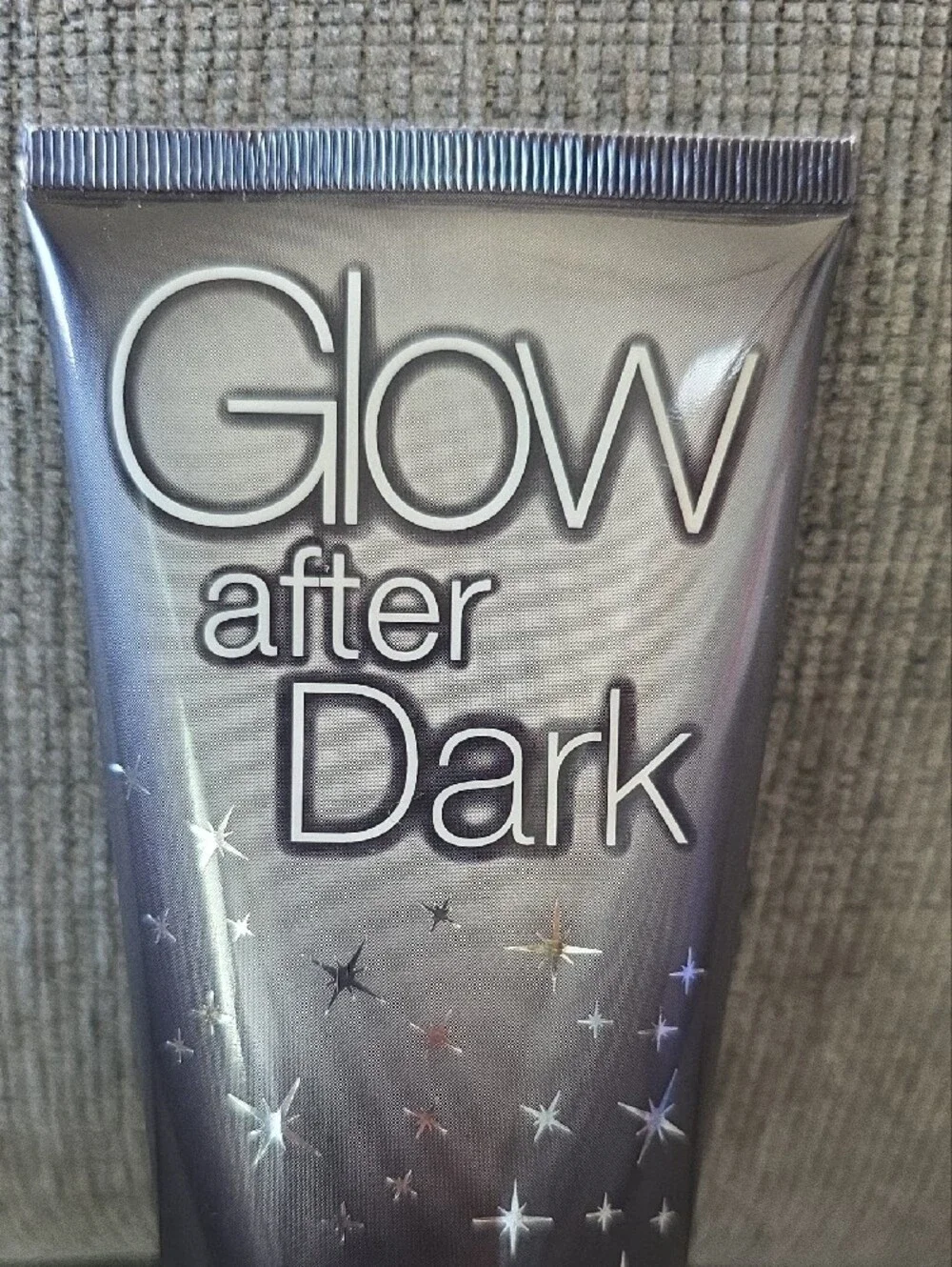 JLO Glow After Dark Shower Gel, 6.7floz. with Purple Bath Loofah Sponge, New. - Picture 5 of 9